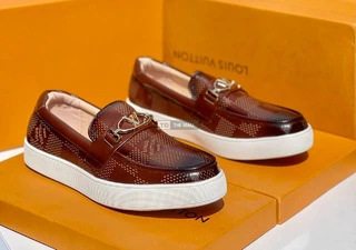 20% Off! Louis Vuitton,Versace Slipon - 3