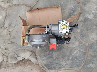 Generator Carburetor. Gas & PMS - 2