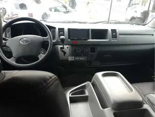2010 Toyota HiAce Hummer 1