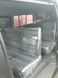 2010 Toyota HiAce Hummer 1 - 4