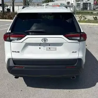 Toyota RAV4 2022 XLE Full Options - 4