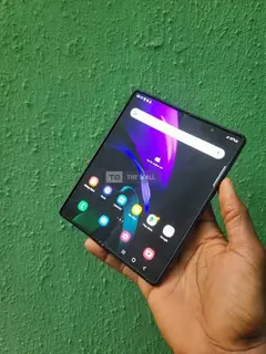 Samsung Galaxy Fold 2 - 3