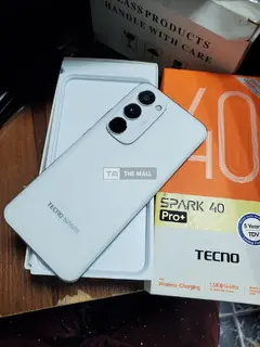 Tecno Spark 40 Pro - 2