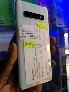 Samsung Galaxy s10 - 3