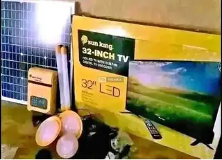32inchs Sunkings Smart TV for sale - 2