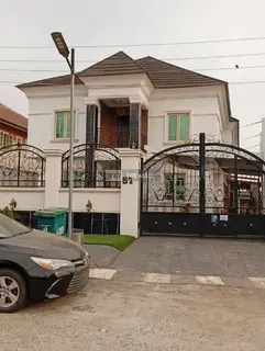 4 Bedroom Duplex - 3
