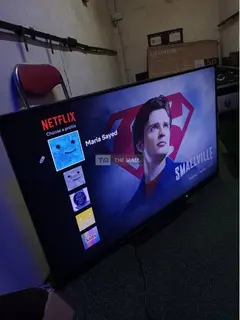 55 inches Toshiba Smart TV - 6