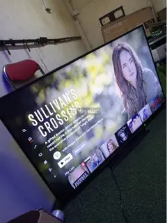 55 inches Toshiba Smart TV - 7