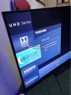 55 inches Toshiba Smart TV - 8