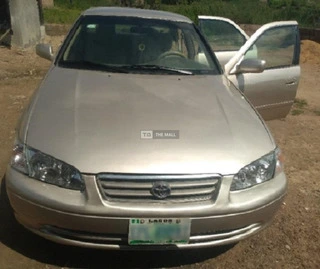 Toyota Camry Gold