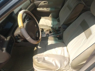 Toyota Camry Gold - 4