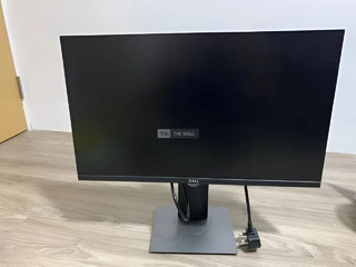 Dell FHD 24” Frameless IPS Monitor - 2