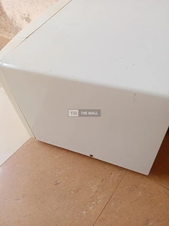 LG Microwave Oven in Excellent Working Conditions