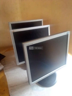 17 Inches Computer Monitor - 2