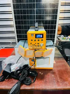 300 Watt Solar Generator - 2