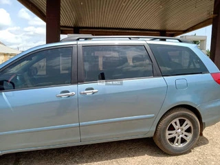 Toyota Sienna 2006 - 2